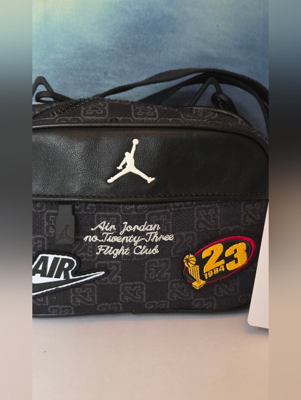 Jordan Flight Club Bag With Straps NWT - Picture 5 of 16